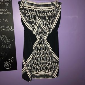 Black&white strapless dress